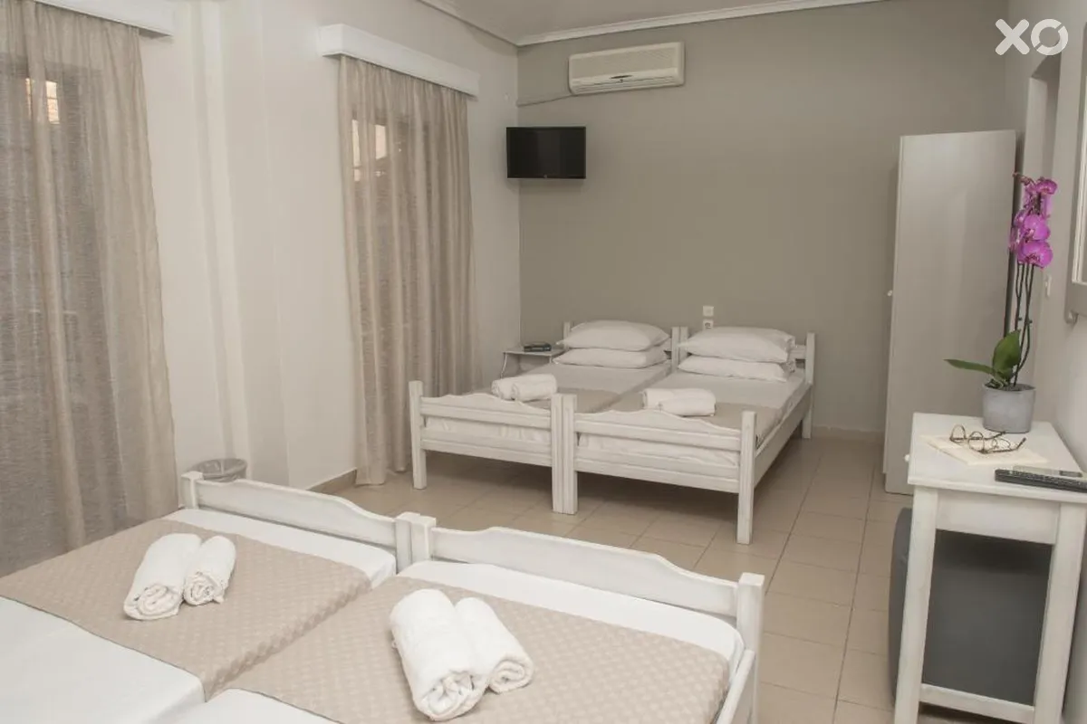 Aqua Beachfront Elegant Hotel