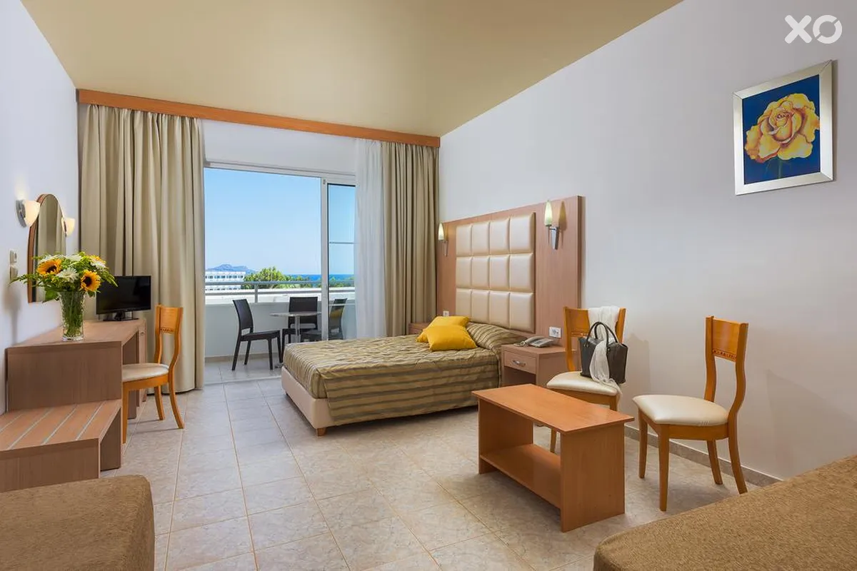Memphis Beach Hotel