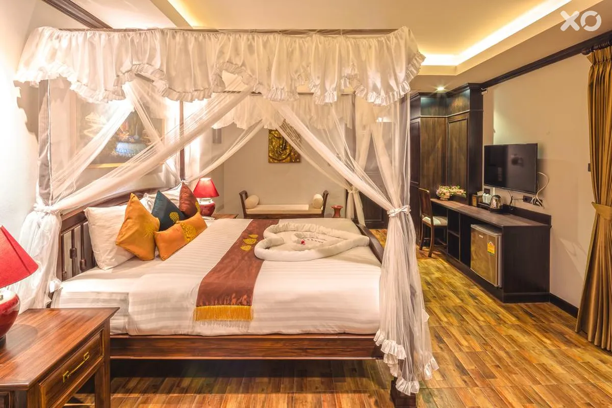 Tanawan Phuket Hotel