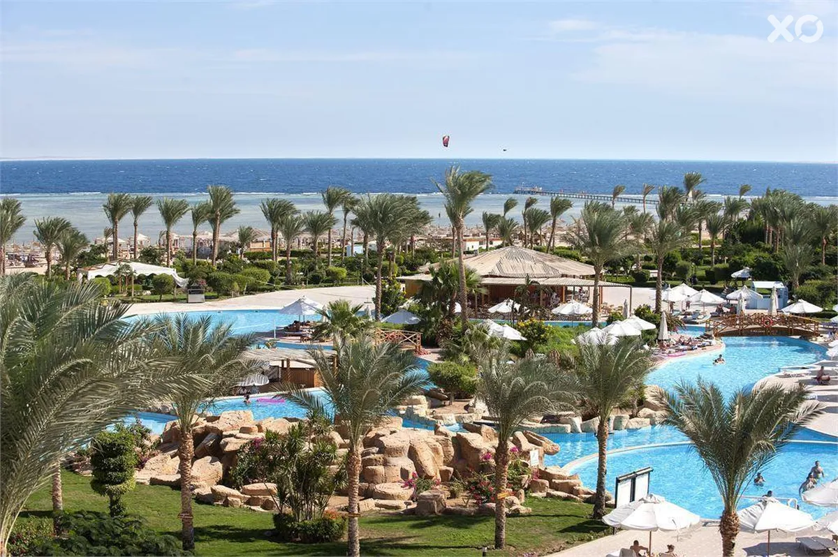 Amwaj Oyoun Resort & Spa