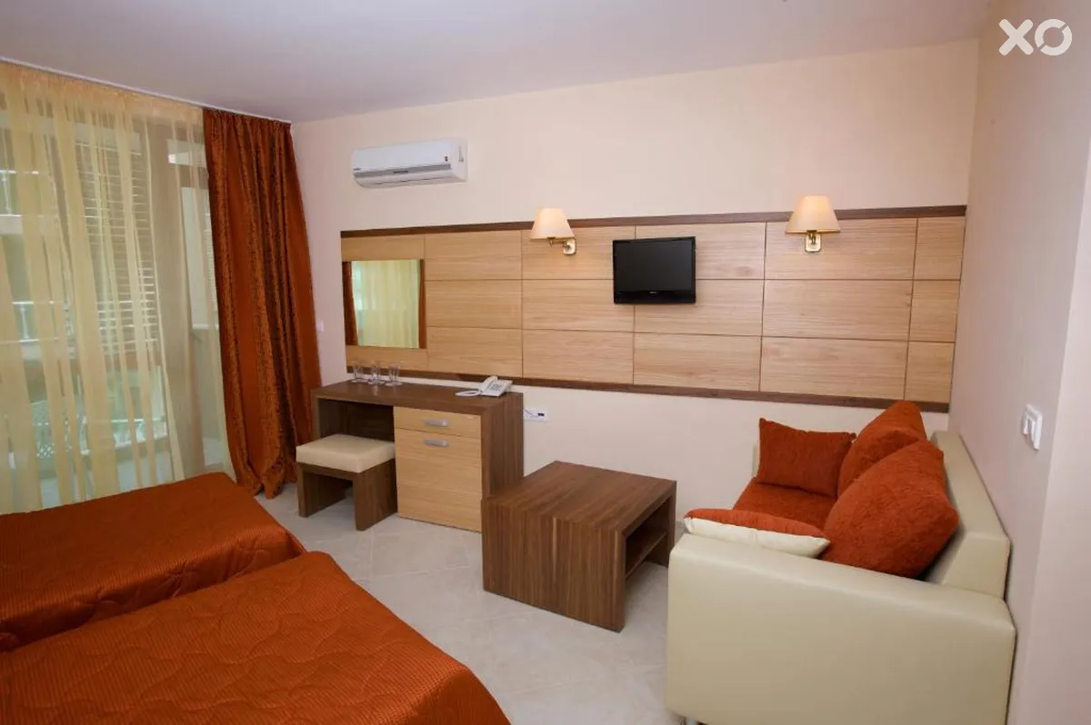 Sea Breeze Hotel