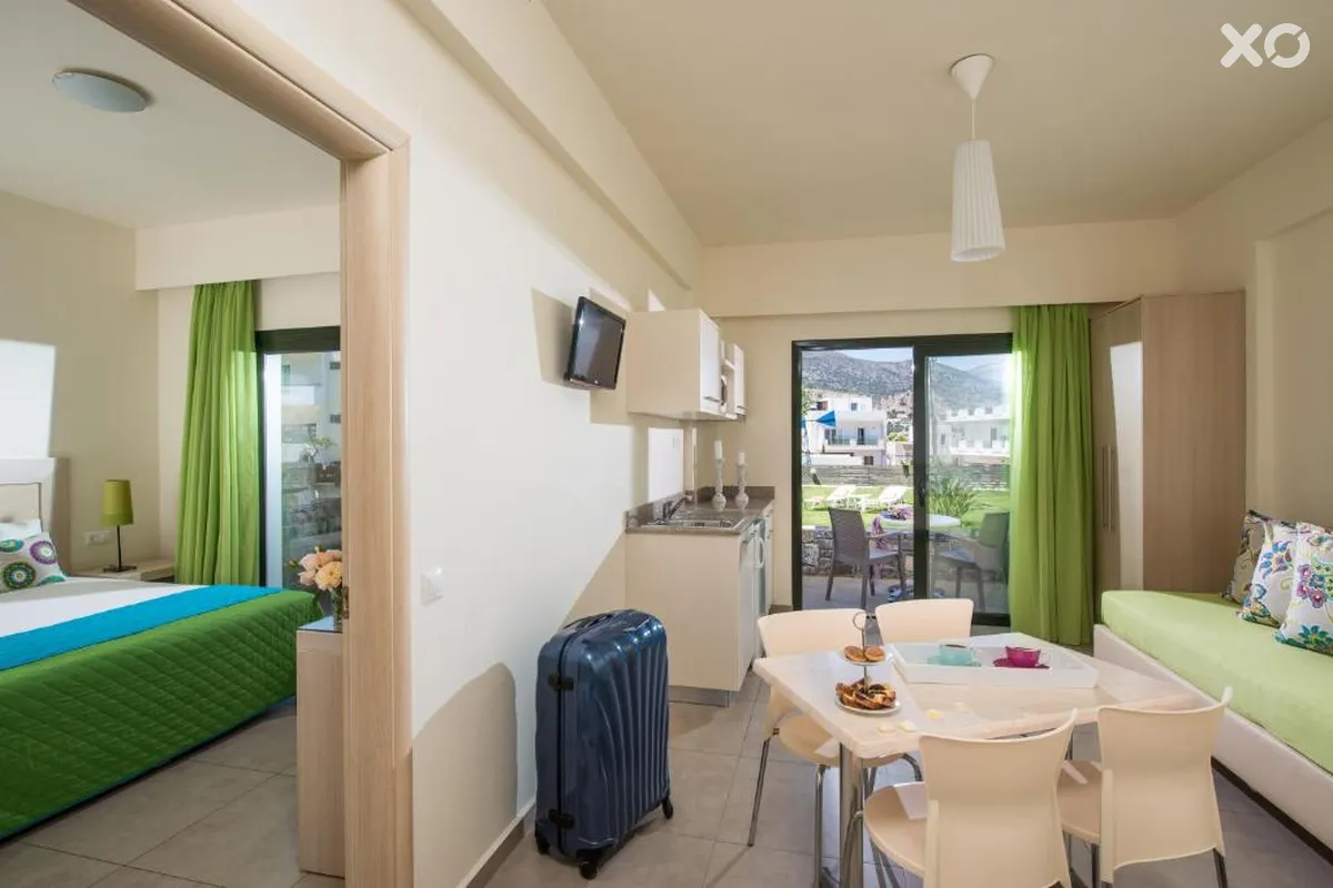 Kristalli Hotel Apartments