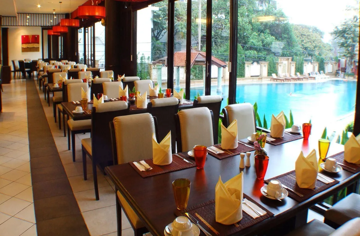 Mountain Beach Hotel