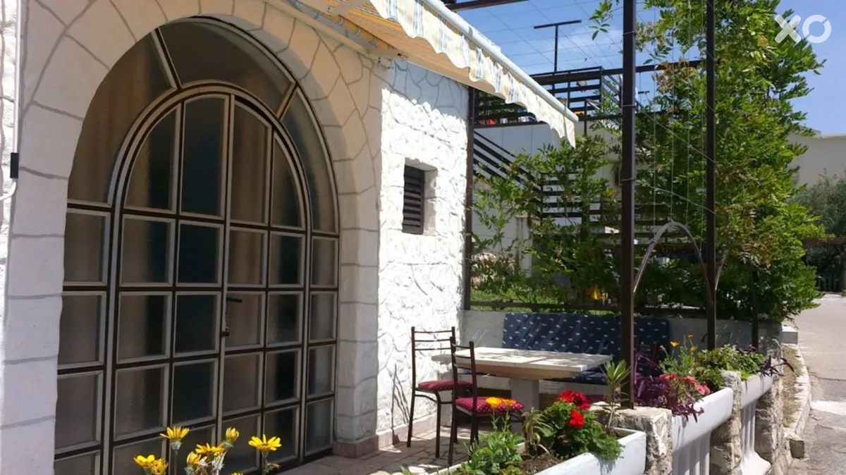 Nikolos Jovanovic Villa