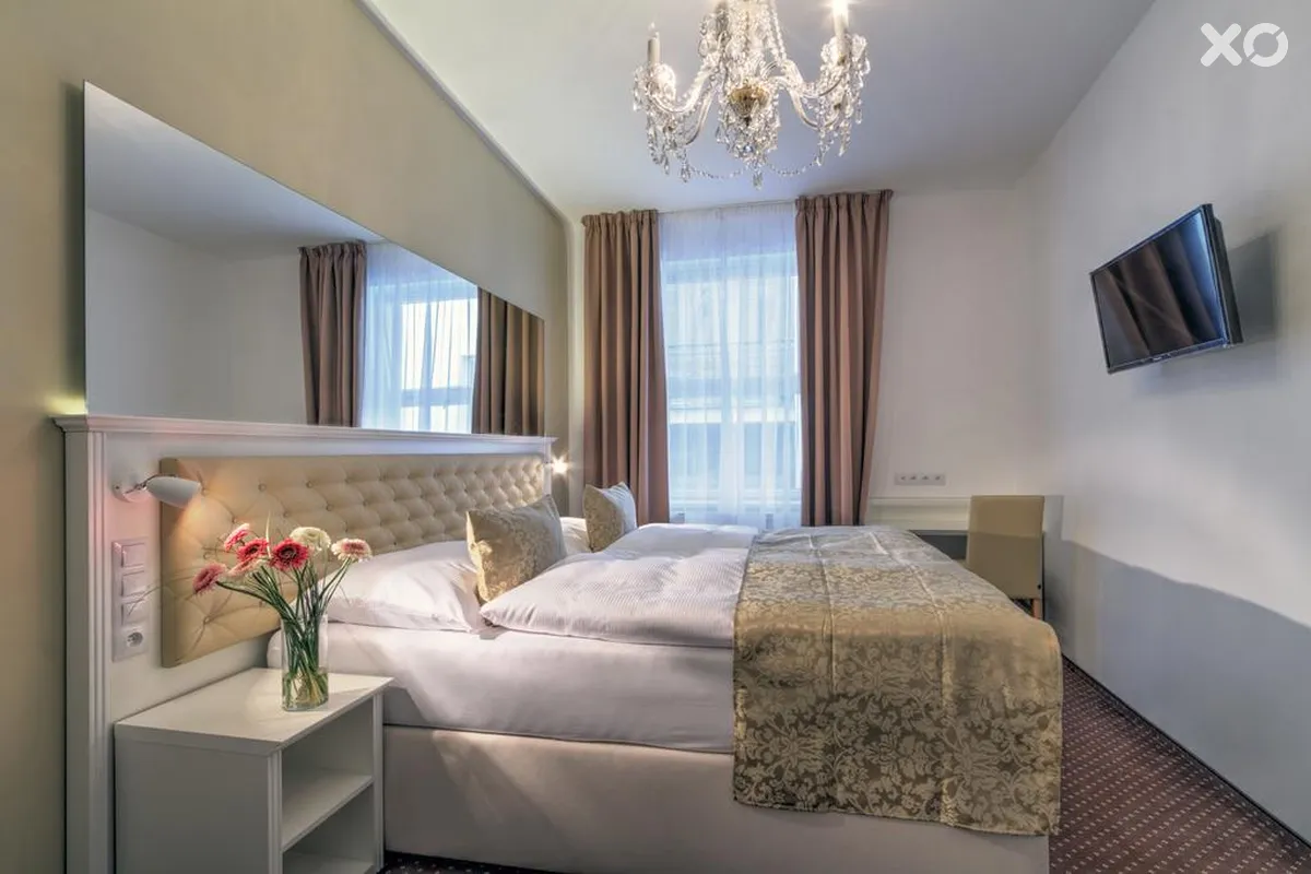 Taurus Hotel