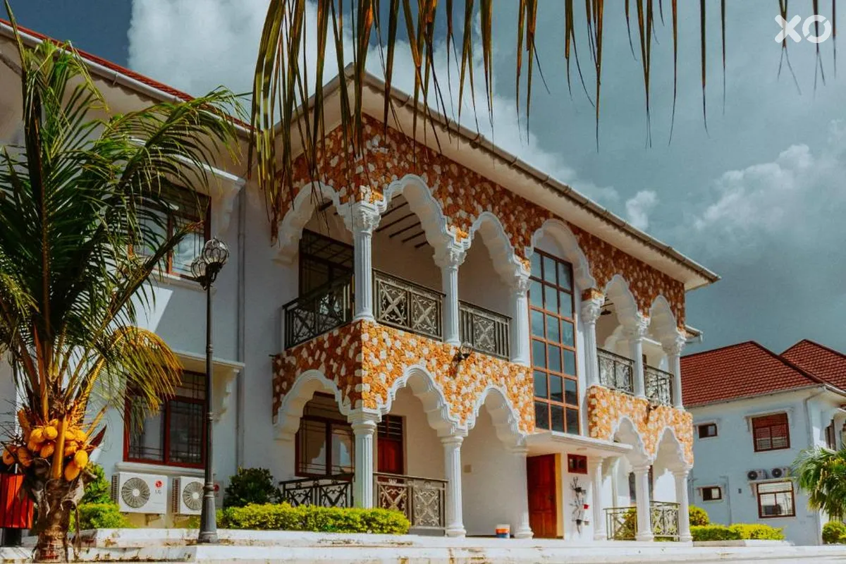 Sunny Palms Beach Bungalows