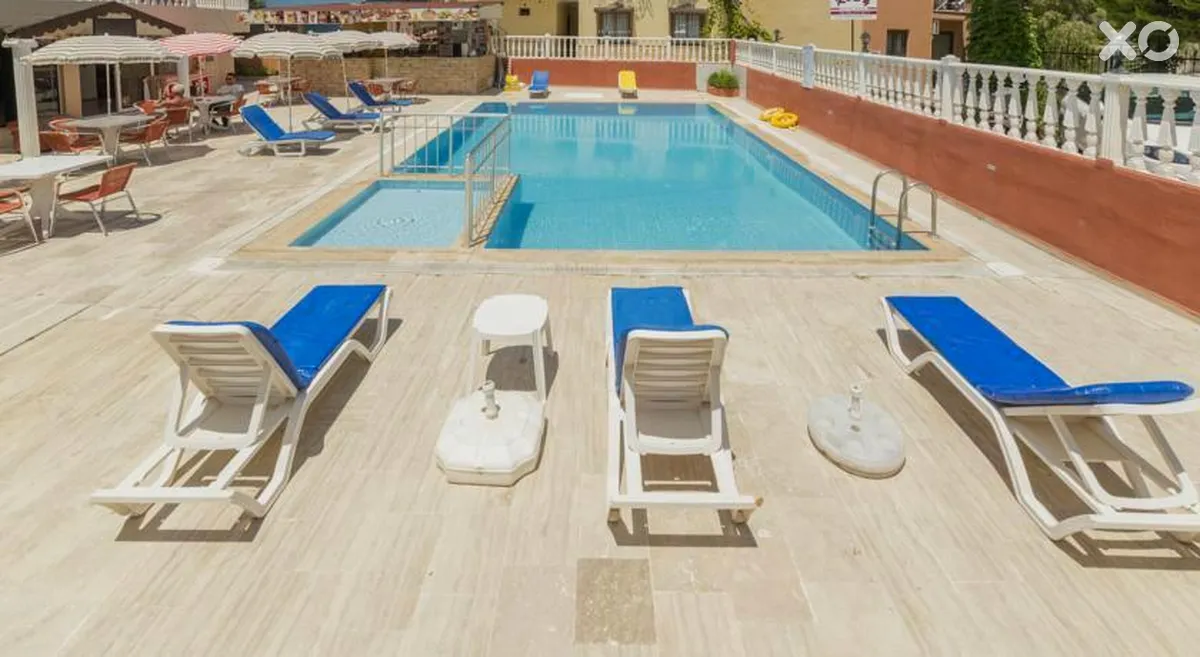 Grand Nett Hotel