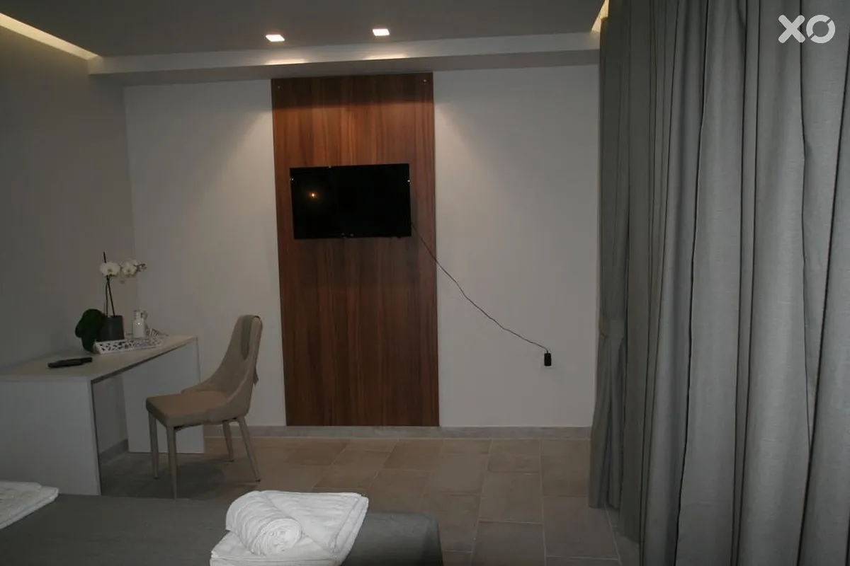 Happy Days Hotel