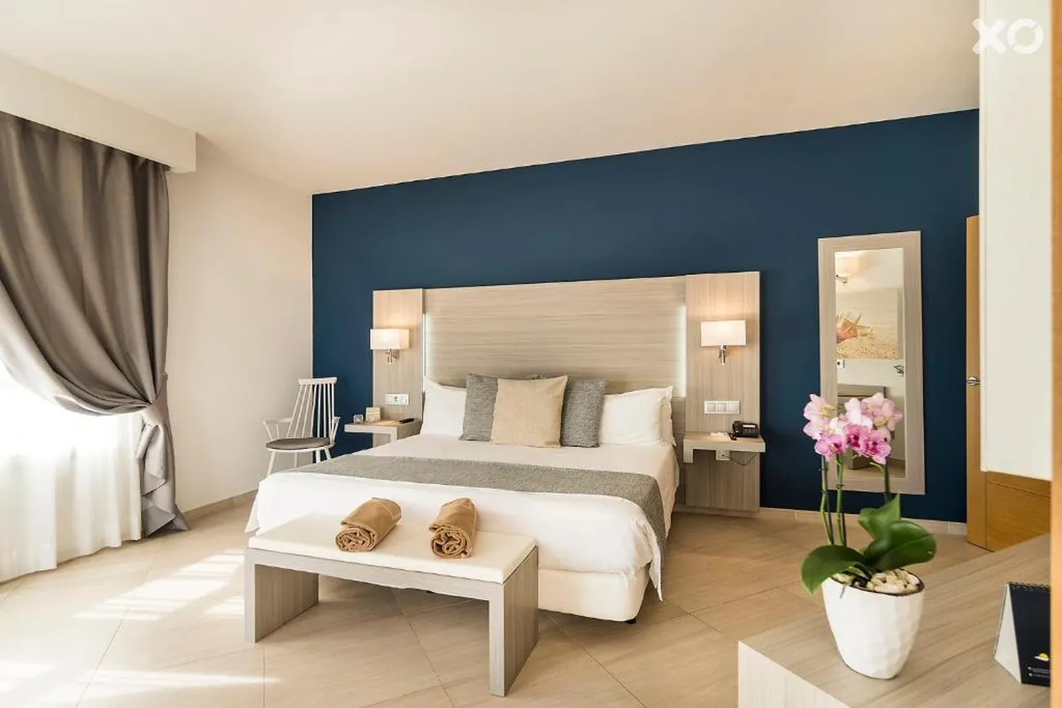 Royal Palm Resort & Spa