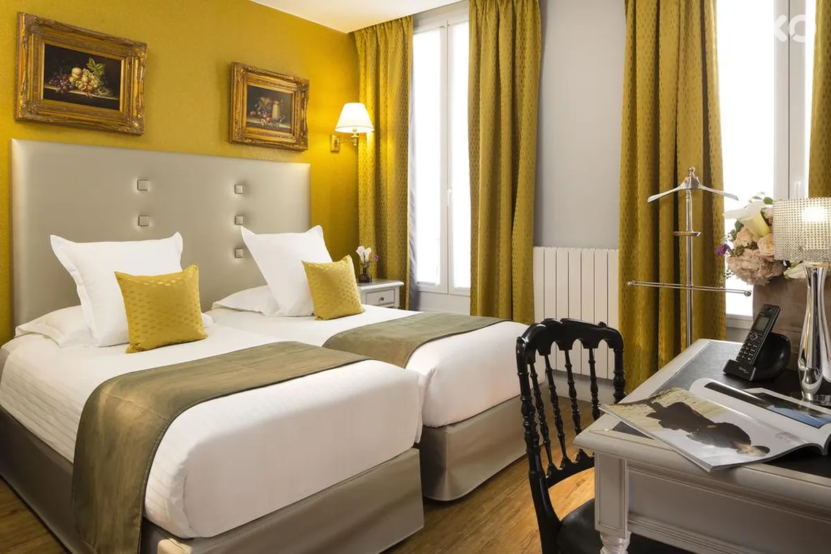 Plaza Elysees Hotel