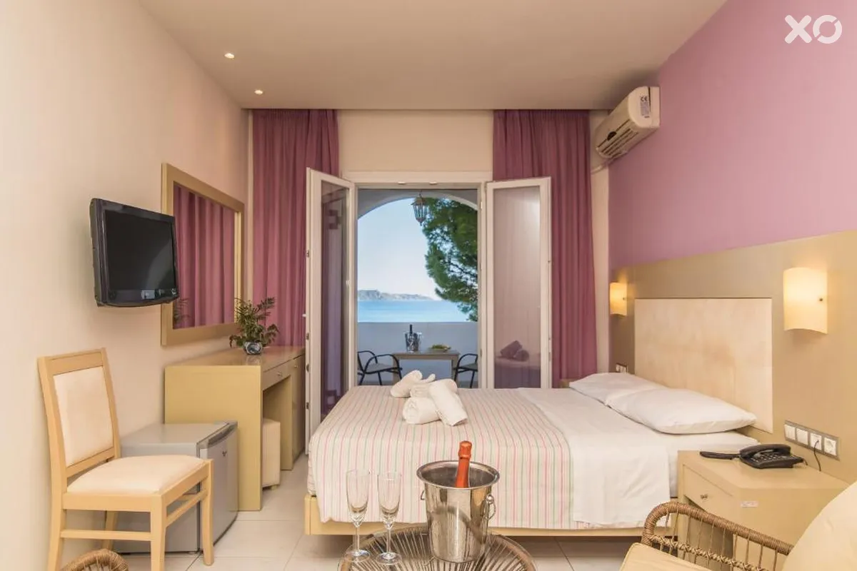 Porto Koukla Beach Hotel