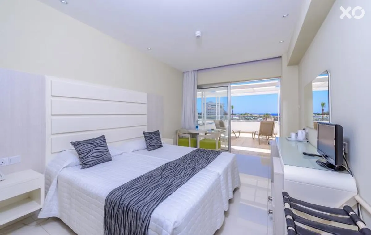Tasia Maris Beach Hotel