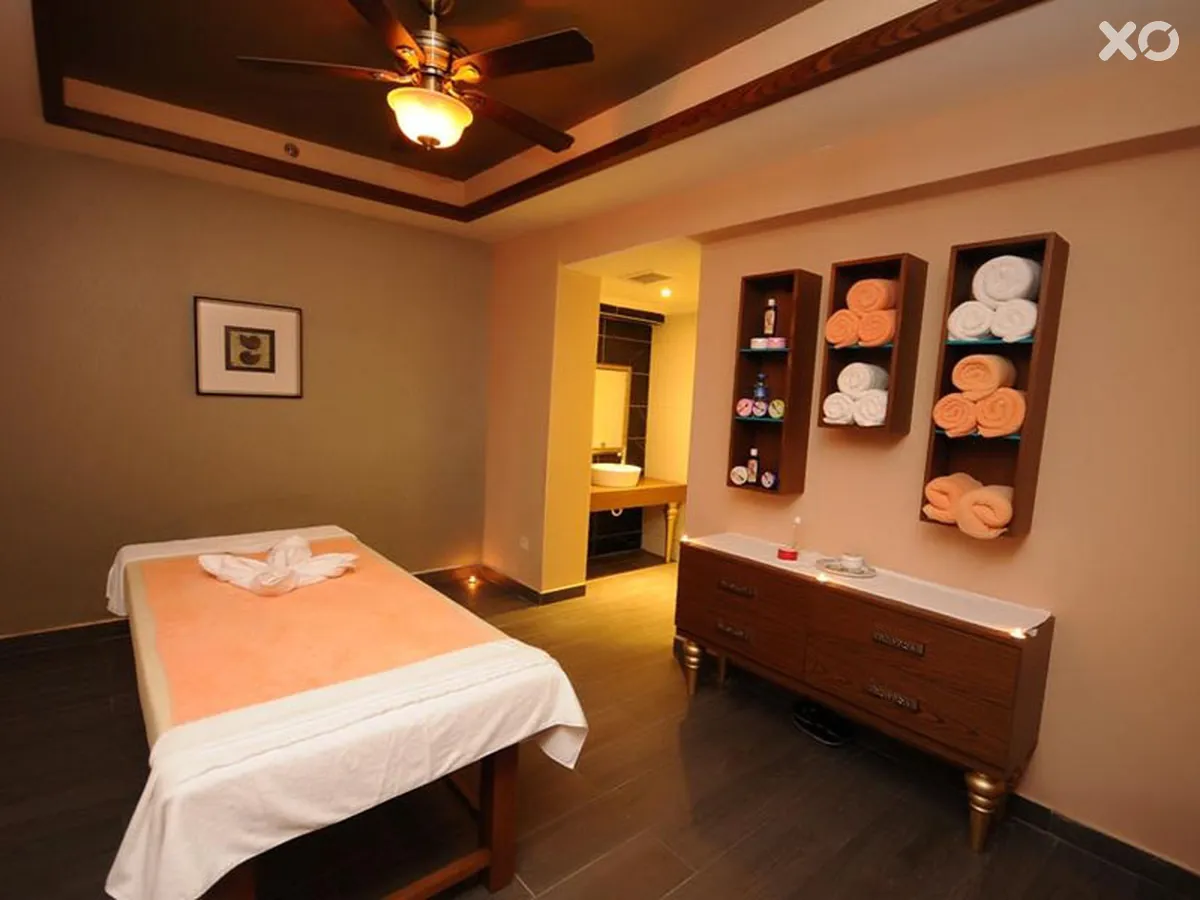 Insula Resort & Spa
