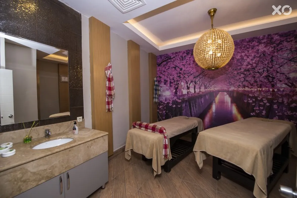 Palm World Resort & Spa Side
