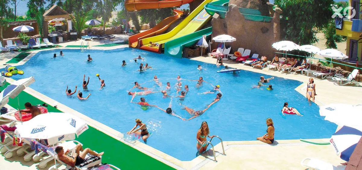 M.C. Mahberi Beach Hotel