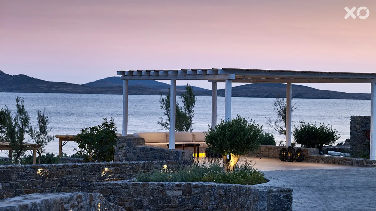Bill & Coo Suites And Lounge