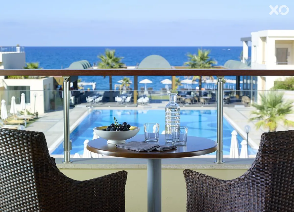 Minoa Palace Resort & Spa Hotel