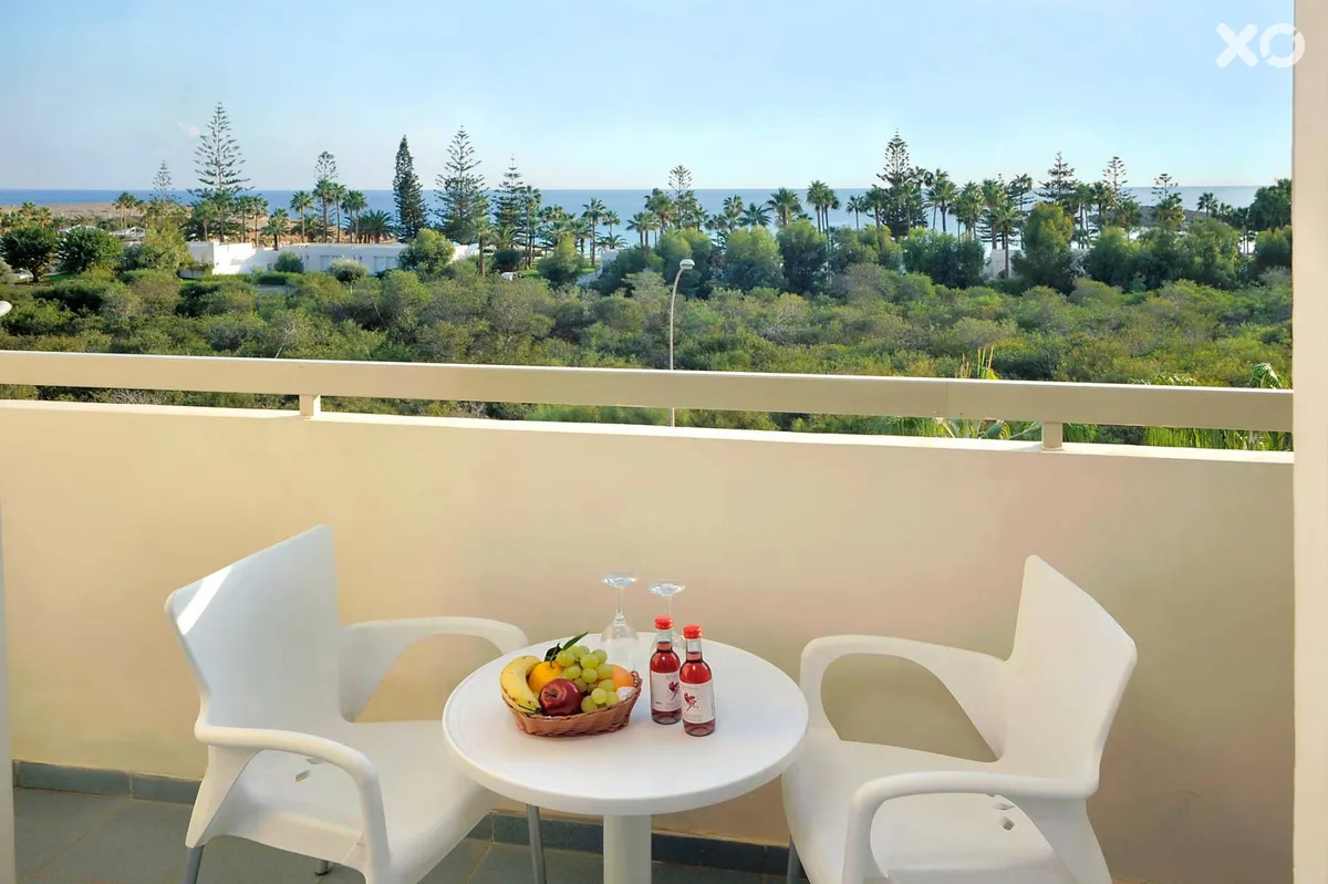 Nissiana Hotel