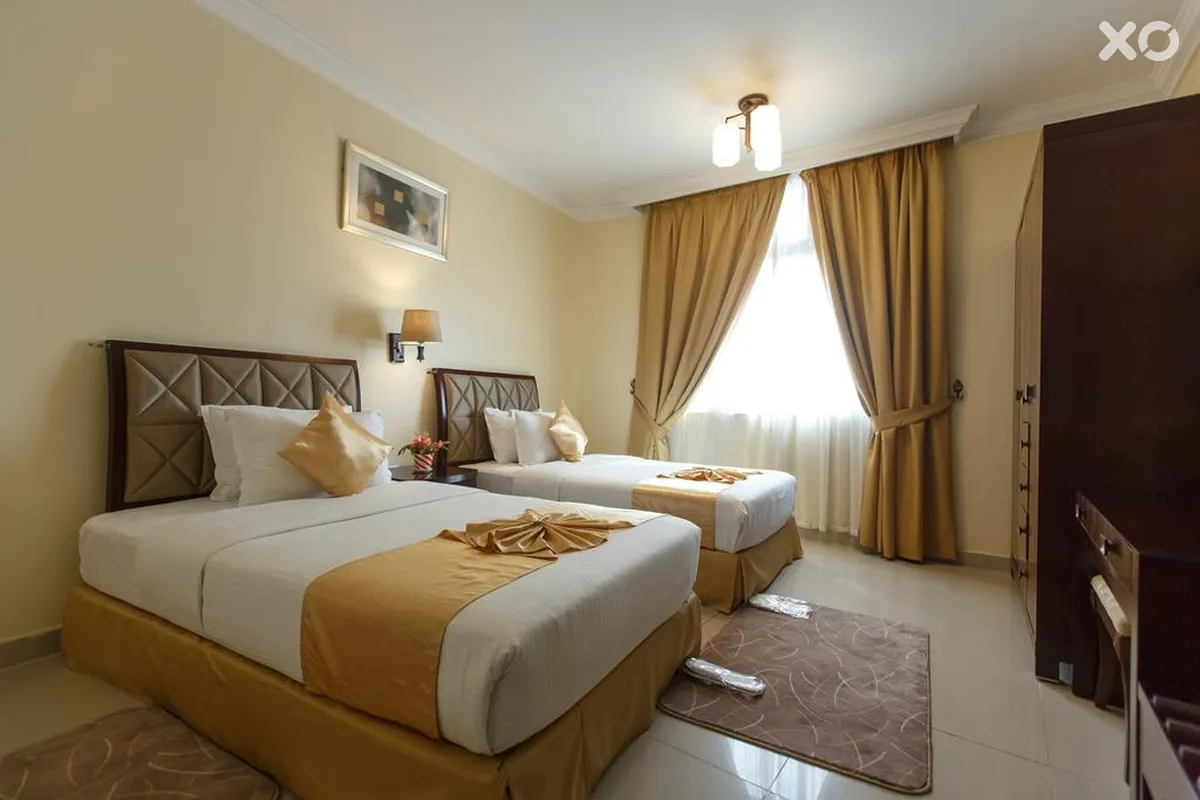 Crown Palace Hotel