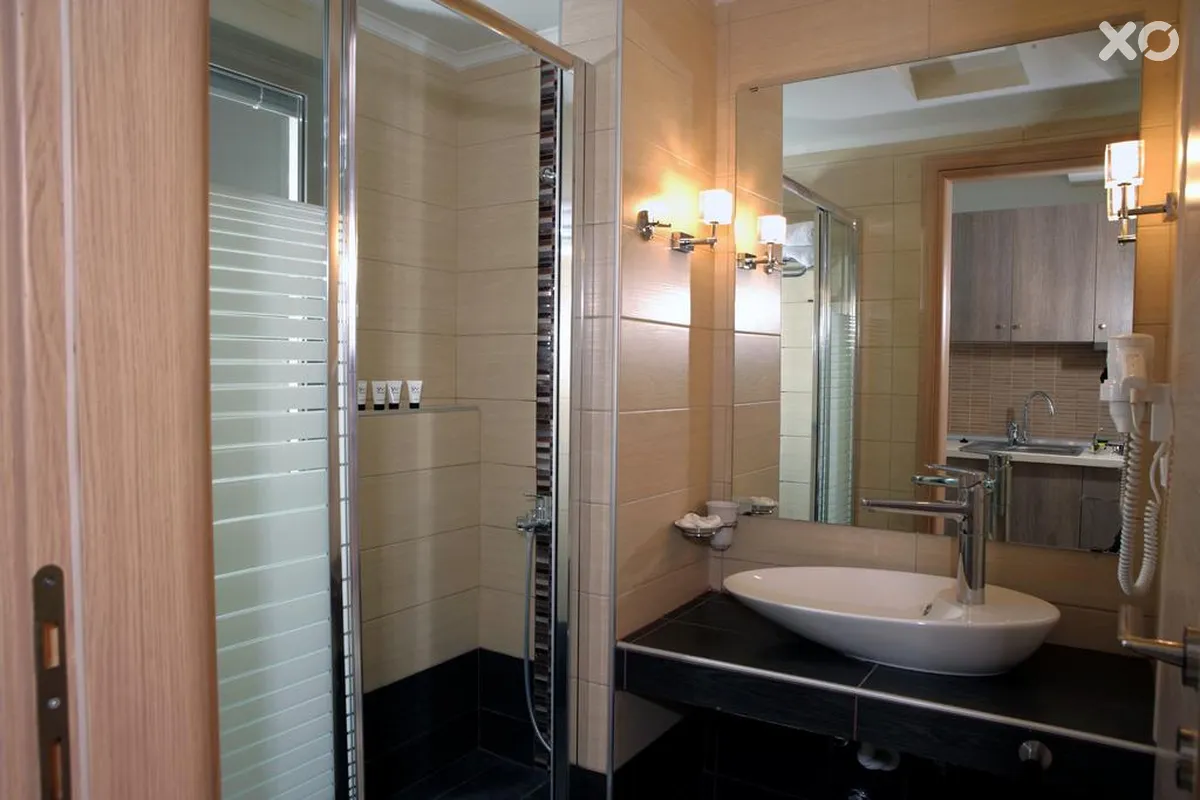 Dionysos Inn Hotel