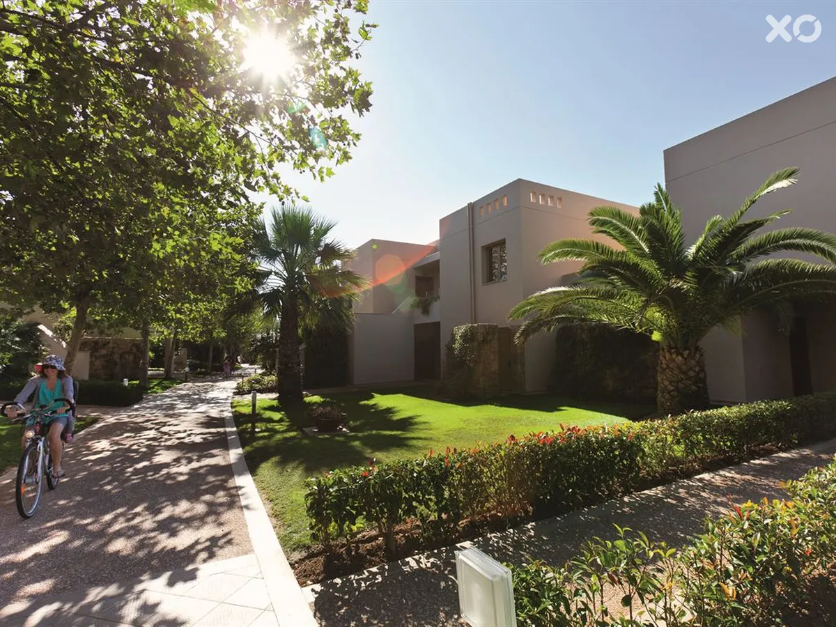 Sani Asterias Suites