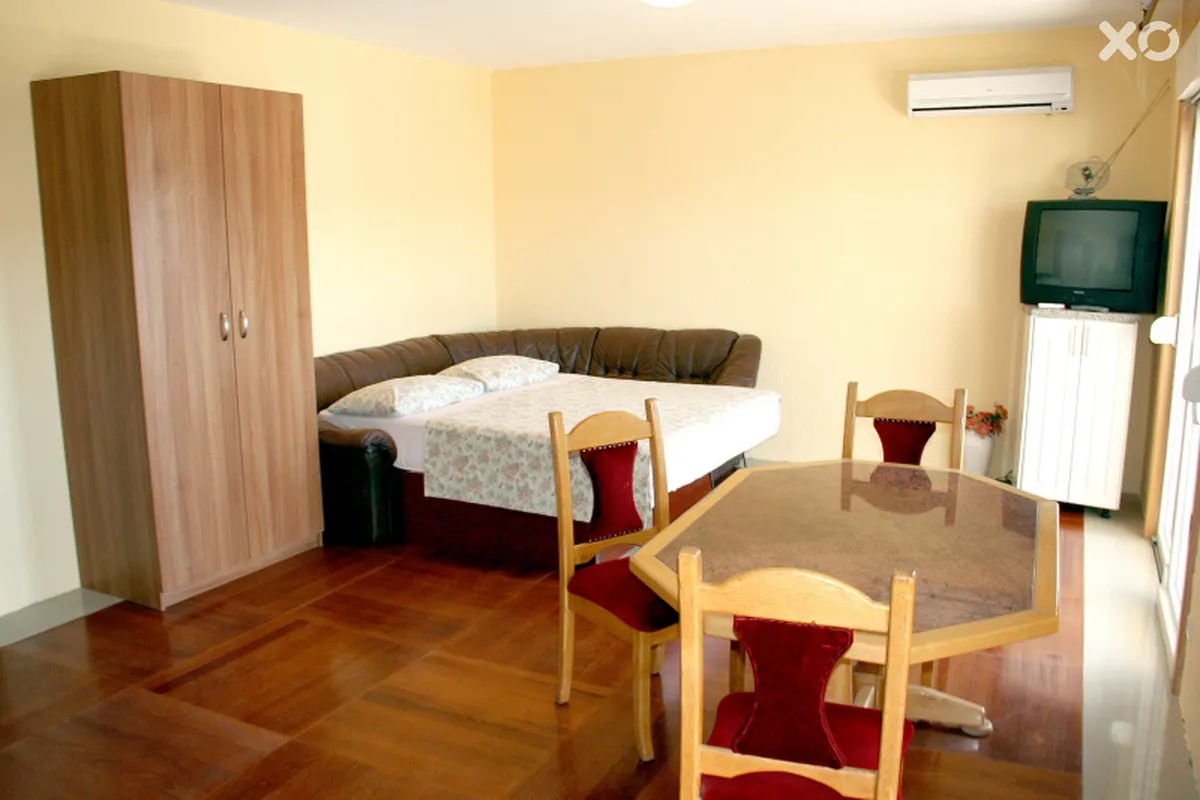 Katusic-Duce Apartments