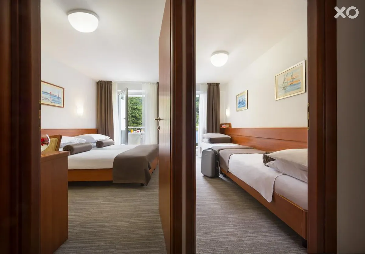 Marina Hotel