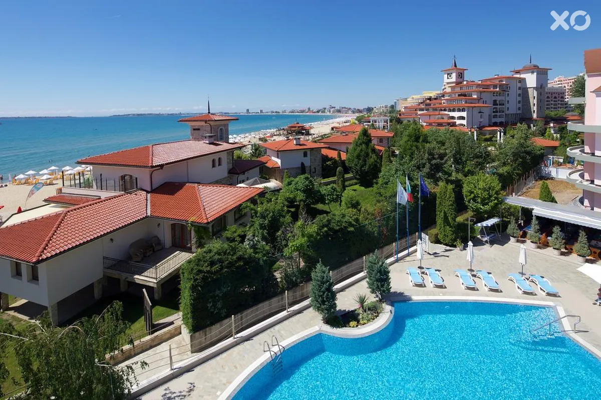 Blue Bay Hotel