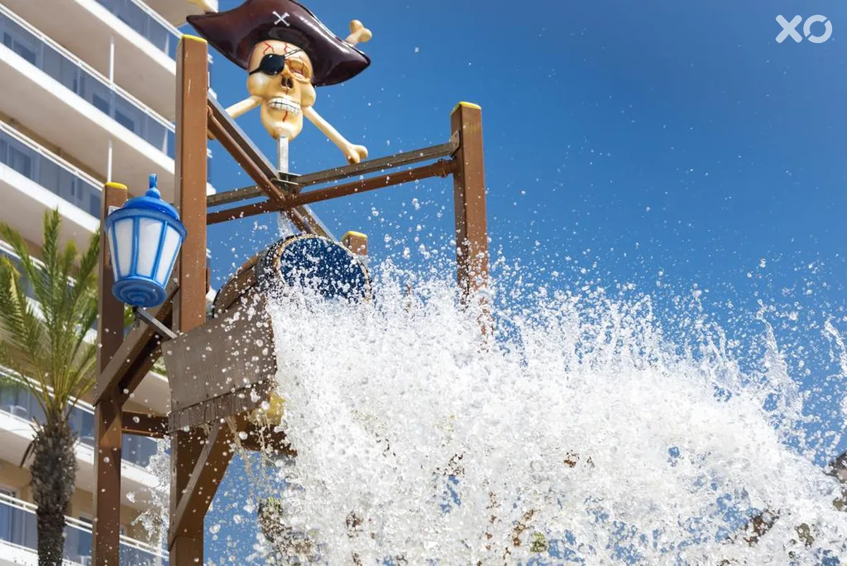Oasis Park Splash Hotel
