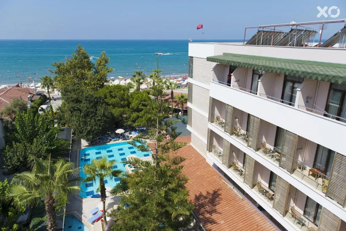 Trendy Side Beach Hotel