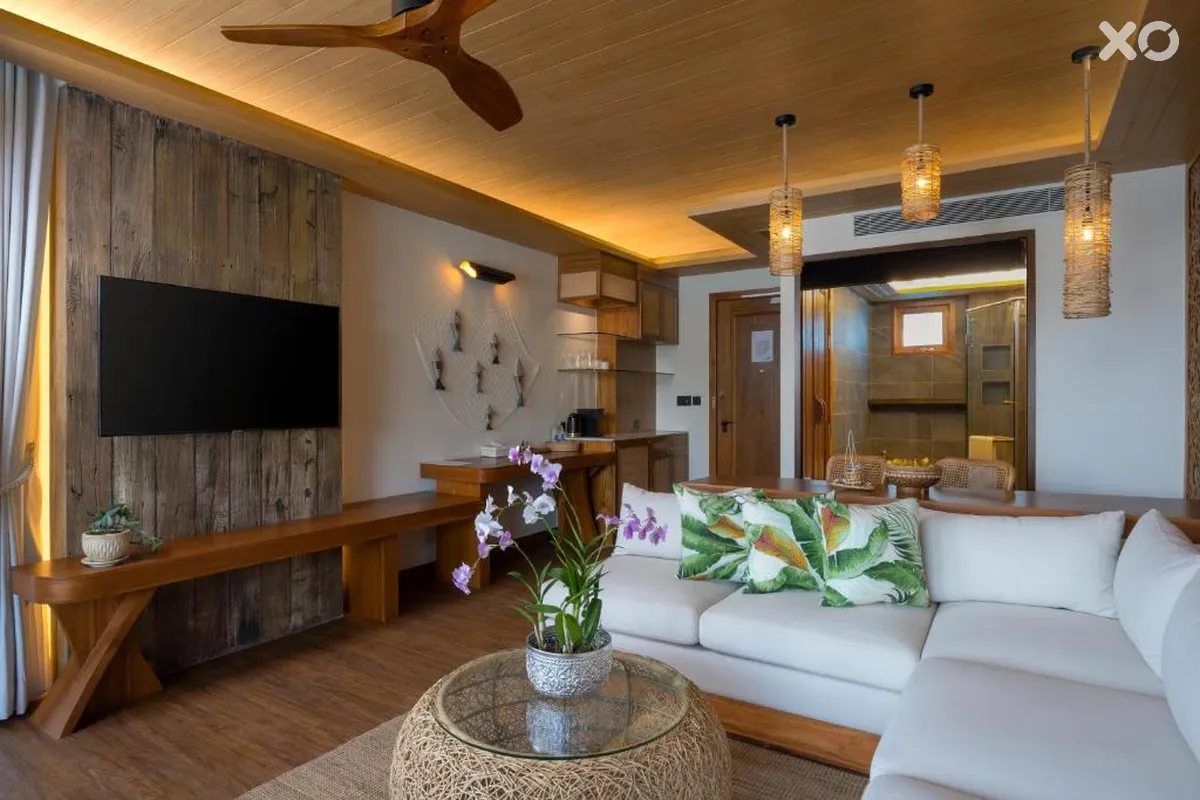 Sinae Phuket Luxury Hotel