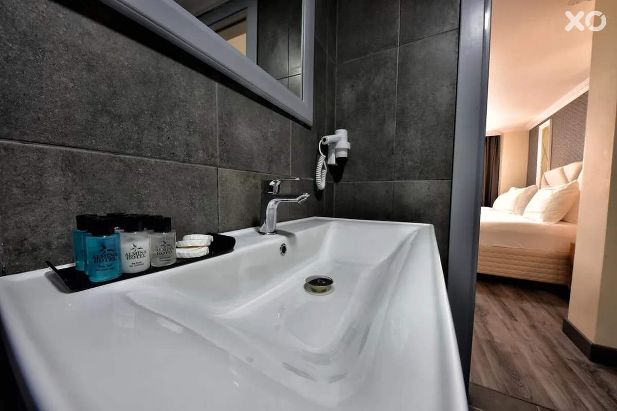 Almina Inn Hotel