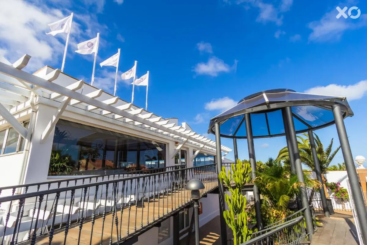 Arena Beach Hotel