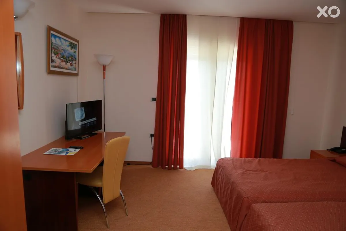 Marina Hotel