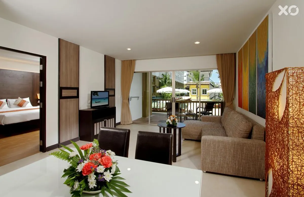 Kata Sea Breeze Resort
