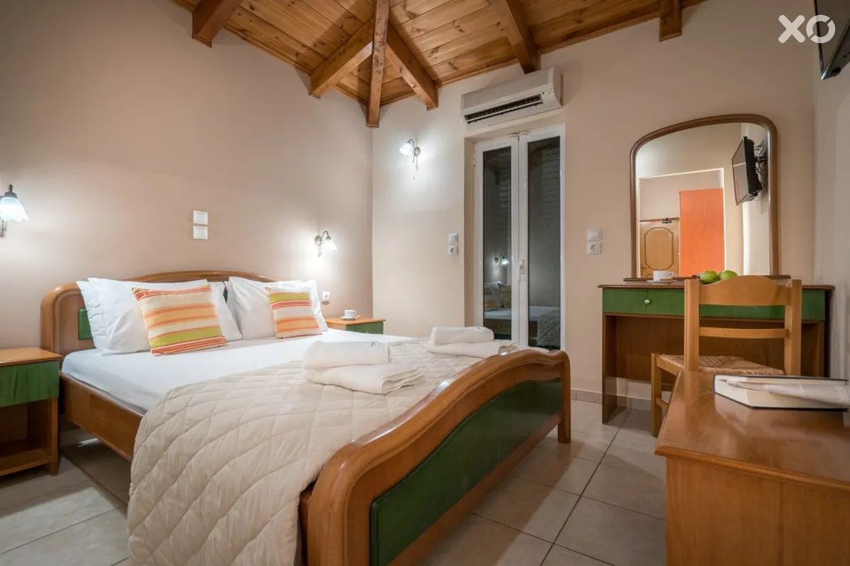 Denise Beach Hotel