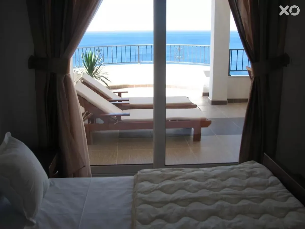 Leut Apartments