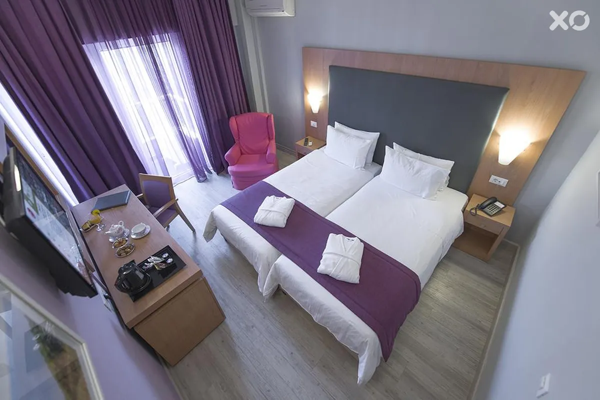 Polis Grand