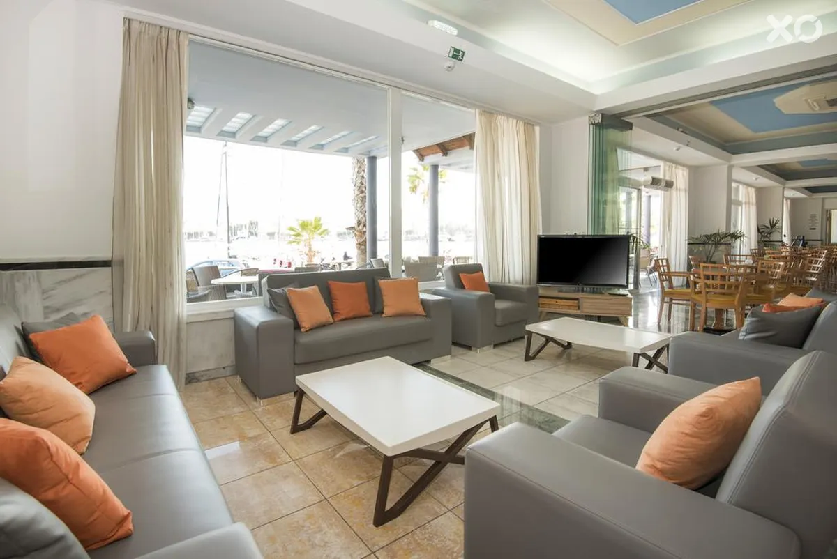 Kosta Palace Hotel