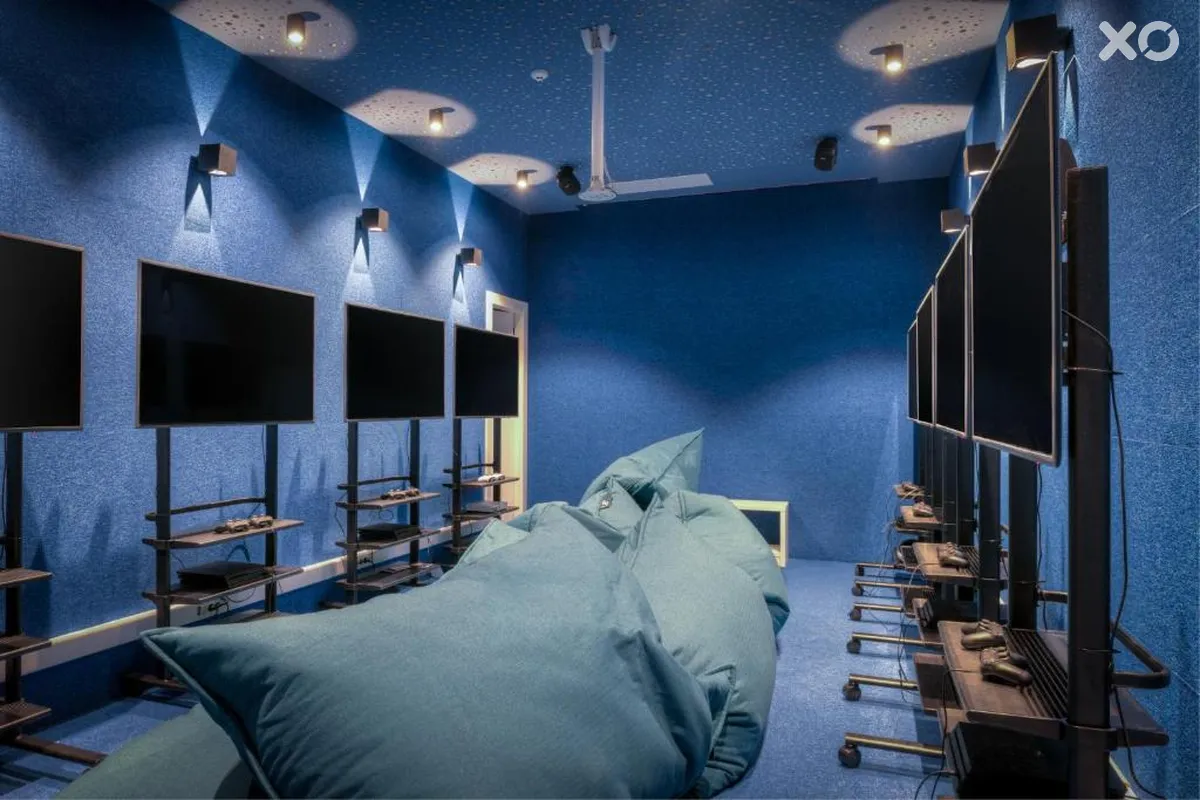 Lisanj Annex
