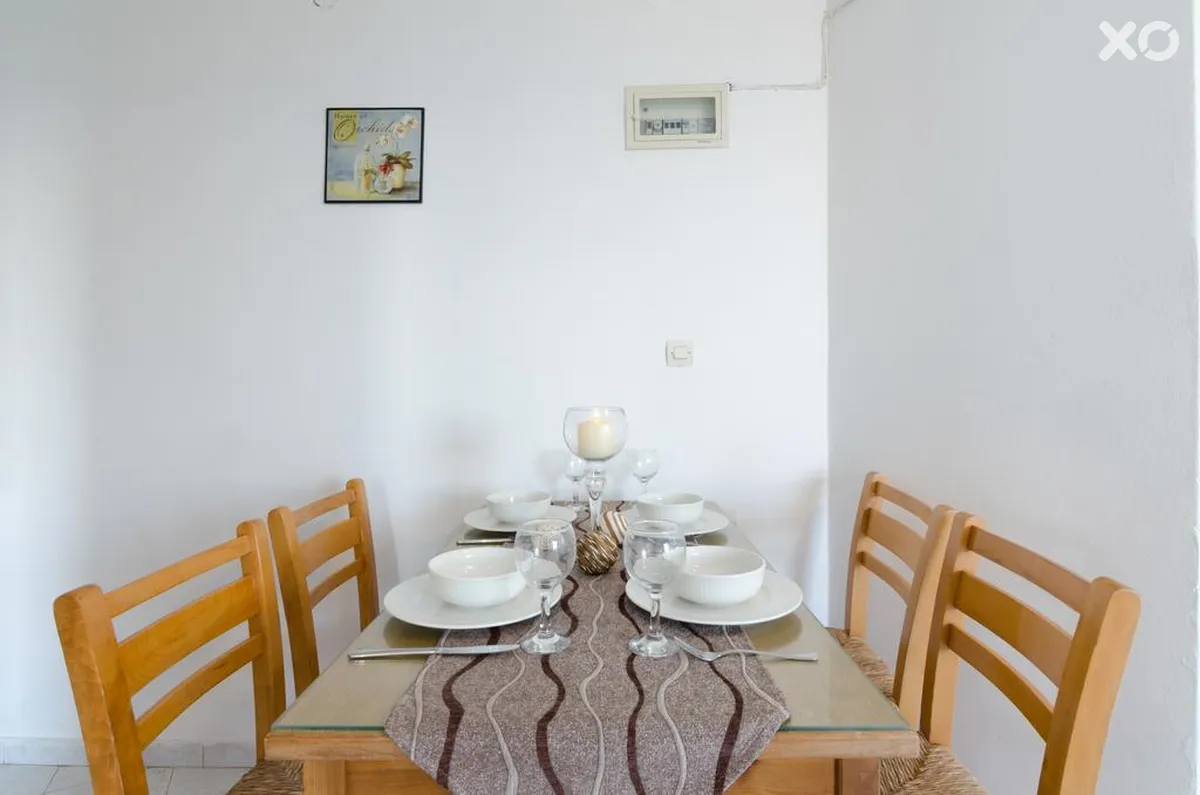 Aglaia Apartments