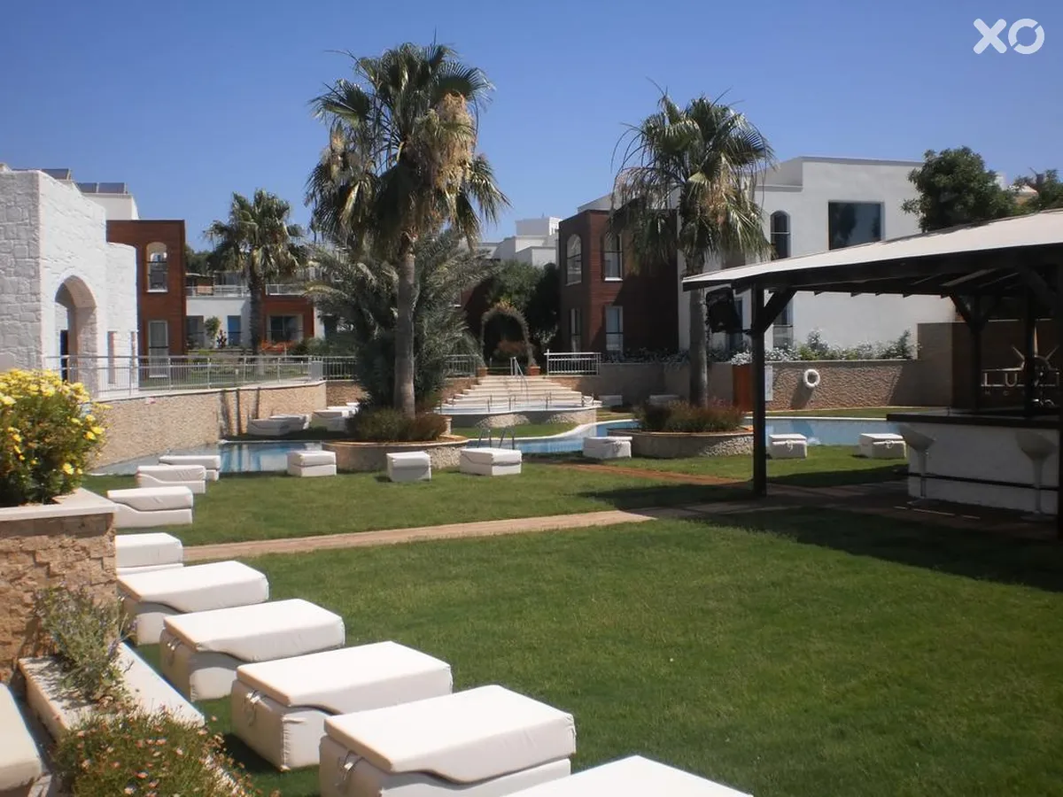 Costa Luvi Hotel