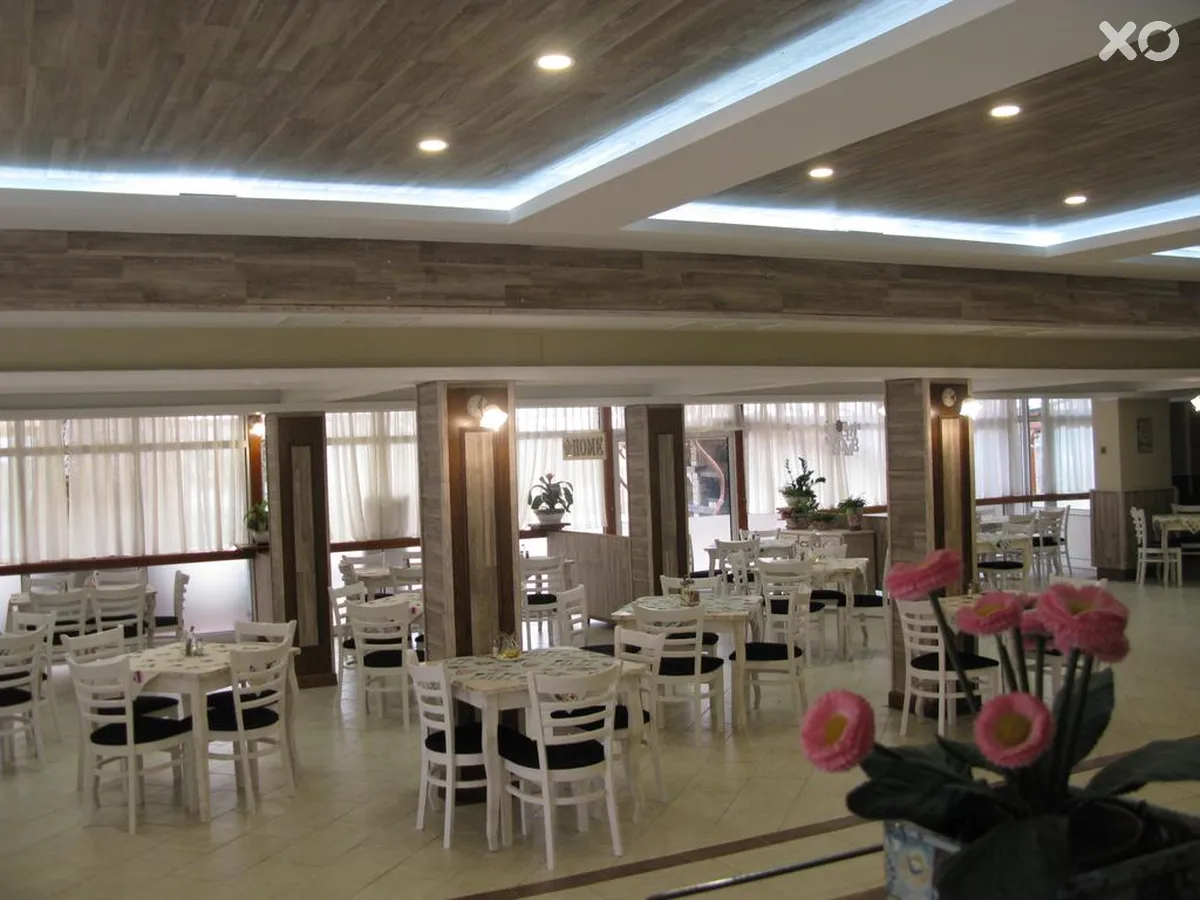 Estreya Palace Hotel
