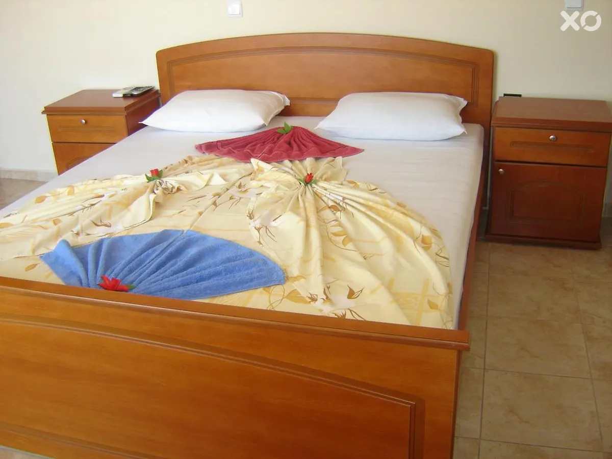 Chris Hotel