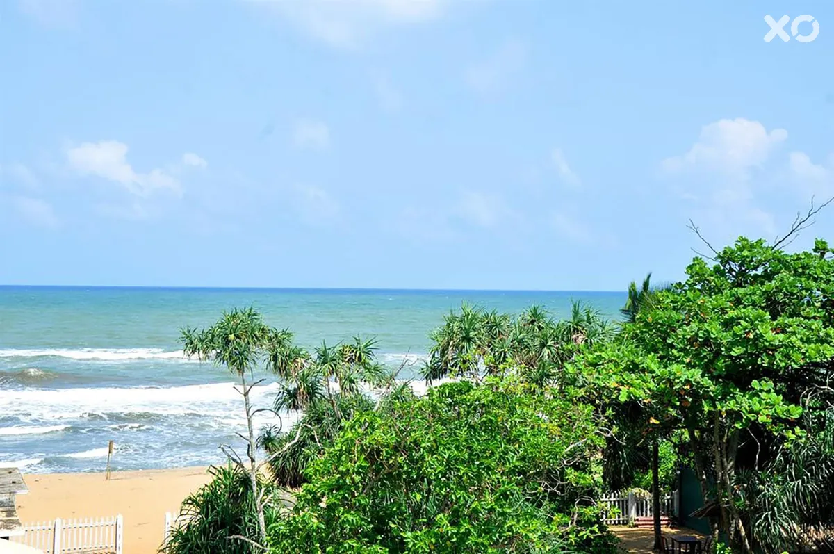Green Shadows Beach Hotel