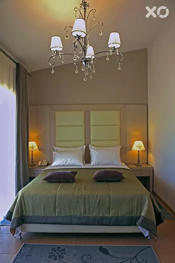Greek Pride Cronwell Rahoni Hotel