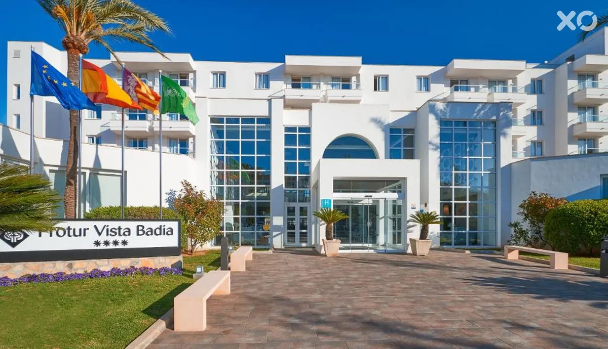 Protur Vista Badia Aparthotel
