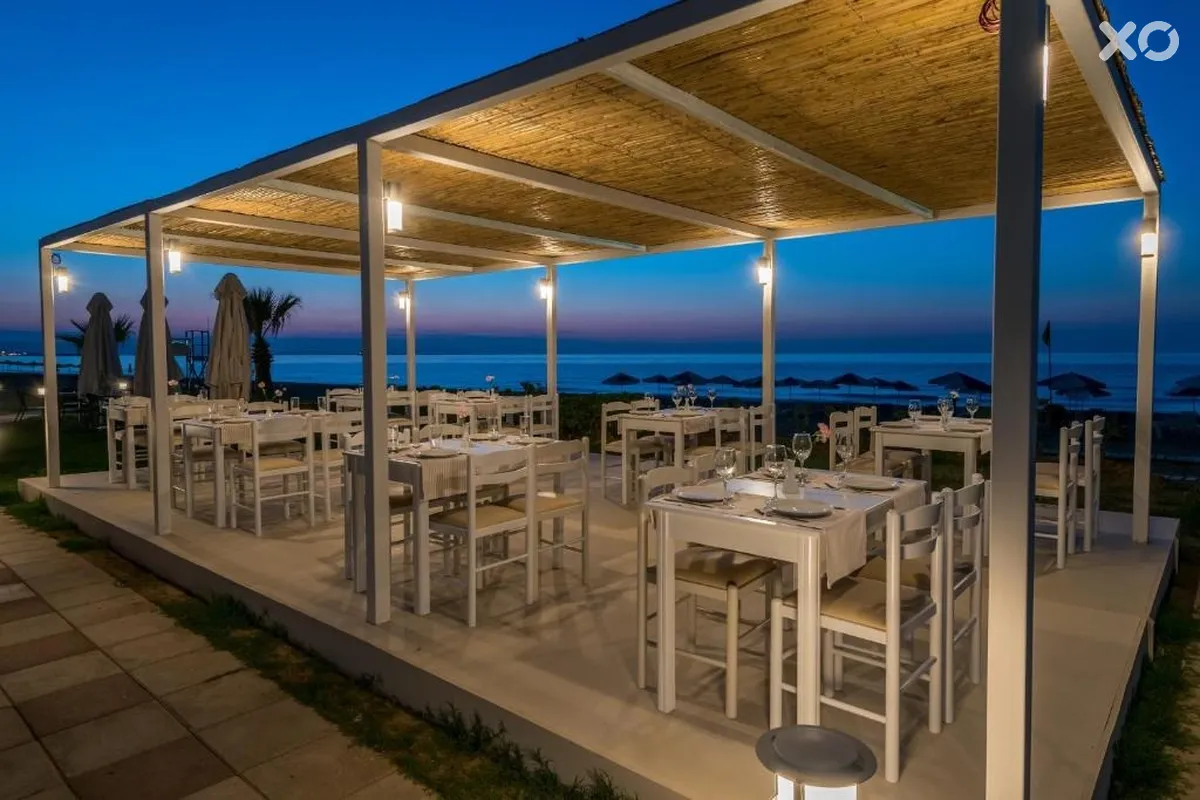 Iperion Beach Hotel