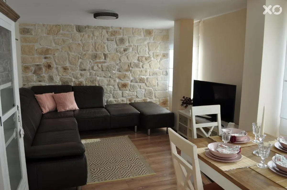 Elea Villa