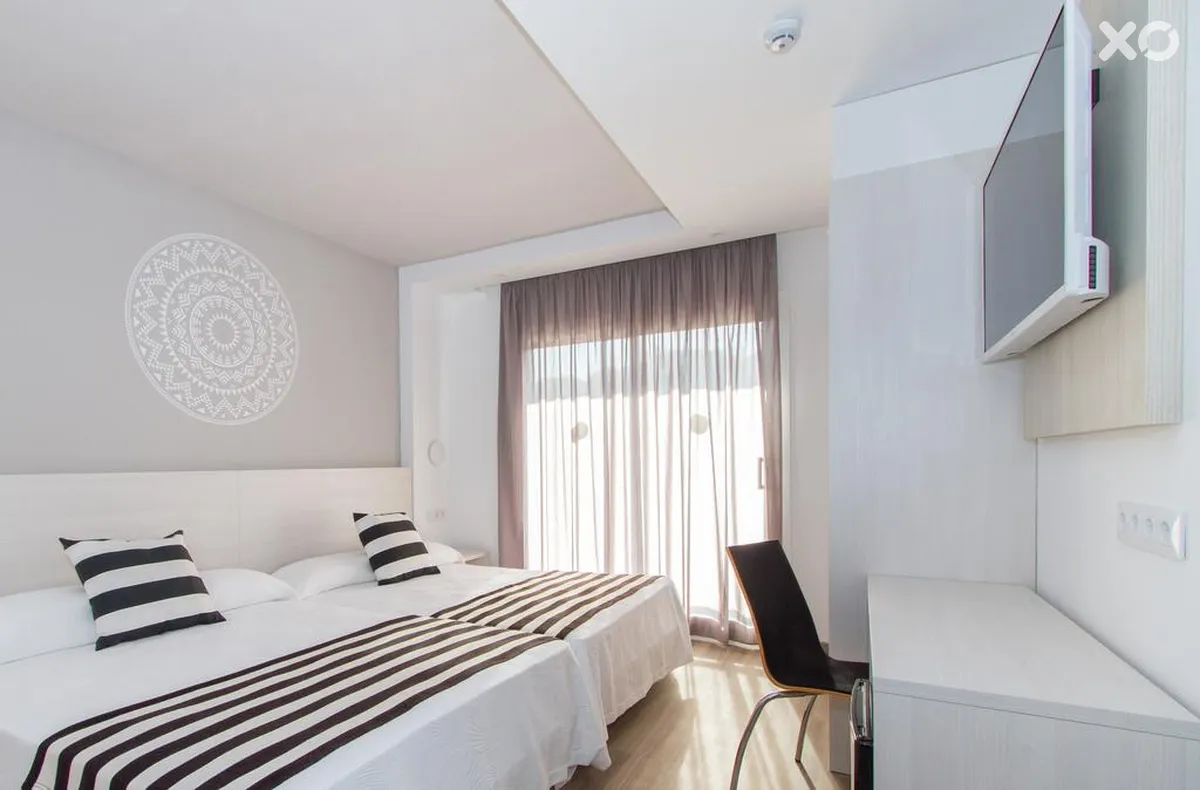 Oasis Park Splash Hotel